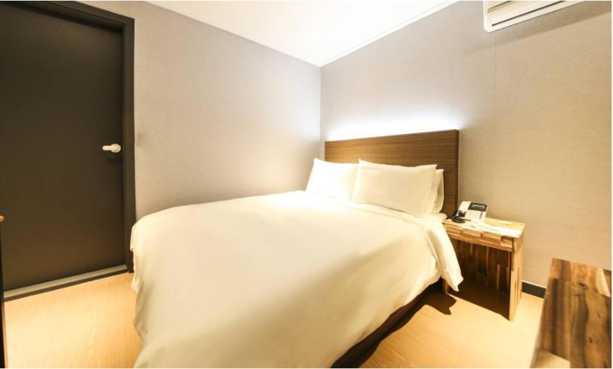 Motel M Lluwa Seul Esterno foto
